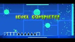 Прошел свой уровень в geometry Dash с 32 попытки