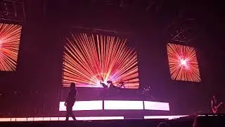 Tell-tale style of orchestral rock of Trans-Siberian Orchestra