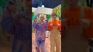 zoom zoom zoom zoom🌙 w/ ano chan 