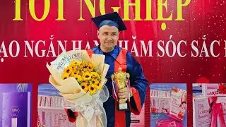 Получил диплом массажиста