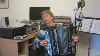 ЧАЙКОВСКИЙ- ВАЛЬС ЦВЕТОВ НА БАЯНЕ.