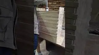 Упаковка готовых рамок в стрэйч плёнку.
