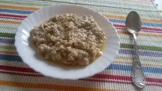 Oatmeal with milk