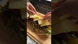 STEAK & CHEESE SUBWAY COPYCAT🥪 #vegan #veganreceipes #subway #sandwich #sandwichrecipe #plantbased