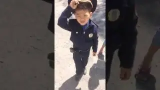 Мальчик Гаишник!!!! Штраф 200теңге😂