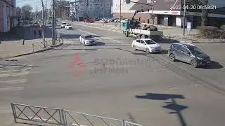 Кран оборввал троллейбусные провода 20.04.2022