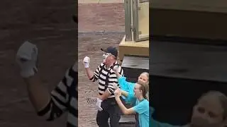 Tom the Mime Dancing Skills 🤭😅