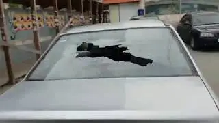вот что будет если машина не в стоянки разбили стекло украли магнитофон в машину опусташили всё