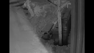 The Decomposing Piano Webcam