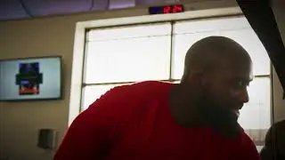 Shooting Cinematic Gym Promo Video  Handheld
