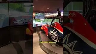 Симулятор Формулы-1 на борту лайнера