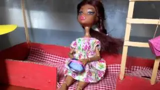 Stop motion Монстр хай Поход на пляж:)