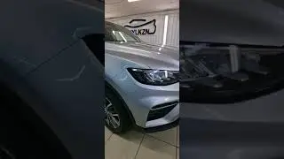 Geely Atlas - забронировали полиуретановой плёнкой кузов, мониторы матовой пленкой, тонировка стекол