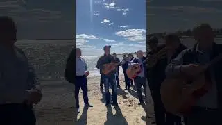 Он нас сделал родными #христианскиепесни 📍Ордынка