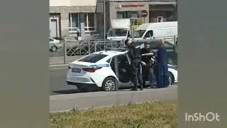 АЛЛОҲ ин кофиронро несту нобут гардонад илтимос инро паҳн кунед