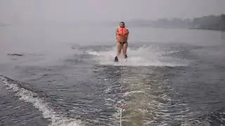На лыжах