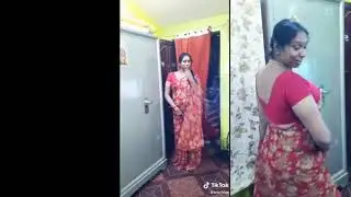 Mallu aunty hot beautiful romance