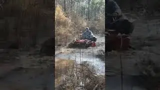 570 outlander hitting the hole.