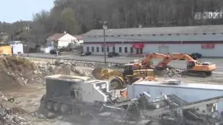 CRJ3255 and CRC380 HLS working in Concrete Waste