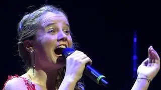 4 DVD set 5 years Gelukskinders Amira Willighagen