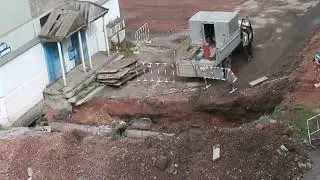 Работы во дворе 13