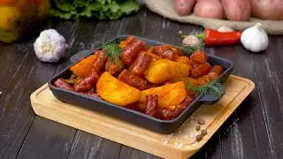 Картофель с охотничьими колбасками на сковороде - Рецепты от Со Вкусом