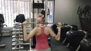 44lb back lat pull-downs