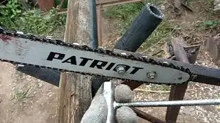 Простейший станок для пиления дров из подручных средств, своими руками.