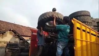 Detik detik ban melayang