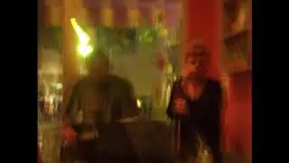 Roy & Chris - A tiny song for D