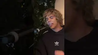 The Kid Laroi Performing at 2022 GQ Men of the Year Party