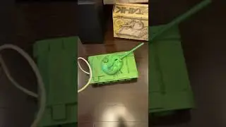 Танк Т-72 электромеханическая игрушка СССР в родной коробке «ЗИО Муром» г. Муром