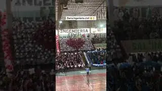🚨Alumnos de la Universidad de Huánuco realizan impresionante presentación de barra.