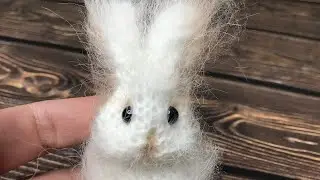 Кролик на вязальной машине