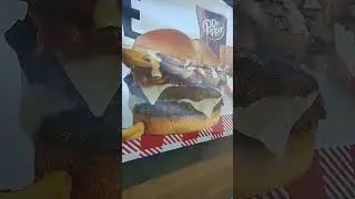 LUNCHTIME! Steakhouse Bacon Burger at JACK'S!
