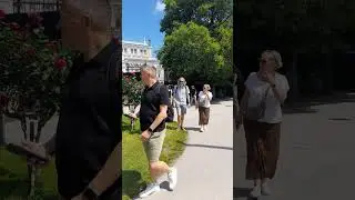 Розовый сад