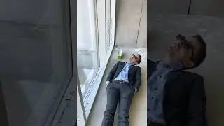 когда два дня мыл окна и увидел пятно