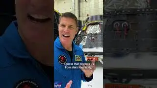 CSA | Astronaut Jeremy Hansen explores the Orion spacecraft 