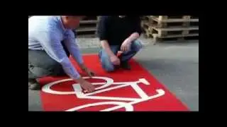 Hand application cold plastic │ road marking with skid resistance