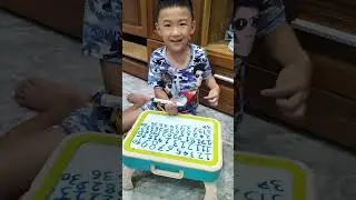 Anh Tom dạy em Ten học đếm số |Tom Ten Family