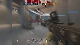 Но в душе, в неглиже, я романтик Fuze (Rainbow six siege)