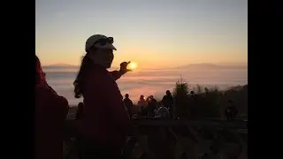 Beautiful 😍💗 Sunrise 🌅 &  Sea of Mist @ Yun Lai 云来 Viewpoint, Pai Thailand 🇹🇭