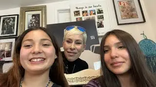 Sloan Bella is going live!