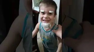 ЗАСТАВИЛИ ПРИШИВАТЬСЯ ДЕДА МОРОЗА🎅😂 