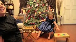 2012 Mini Manzo Christmas Kids Pictures Timelapse
