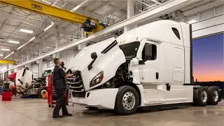 Freightliner Trucks Production - American Truck Factory