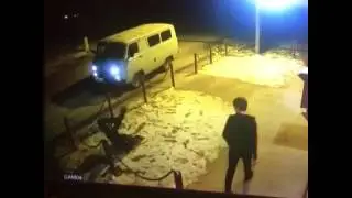 Чеченец не растерялся и сделал сальто)))