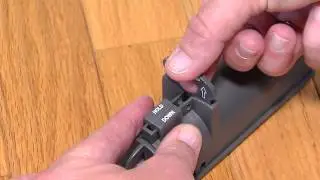 How to Set a Victor® Clean-Kill Mouse Trap