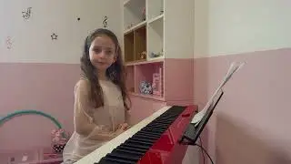 🎹 Falling Leaves – by Gili 🍂