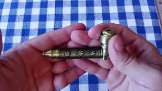 Shout Out To Anyone Who Has Ever Use An Old School Pipe Like This One